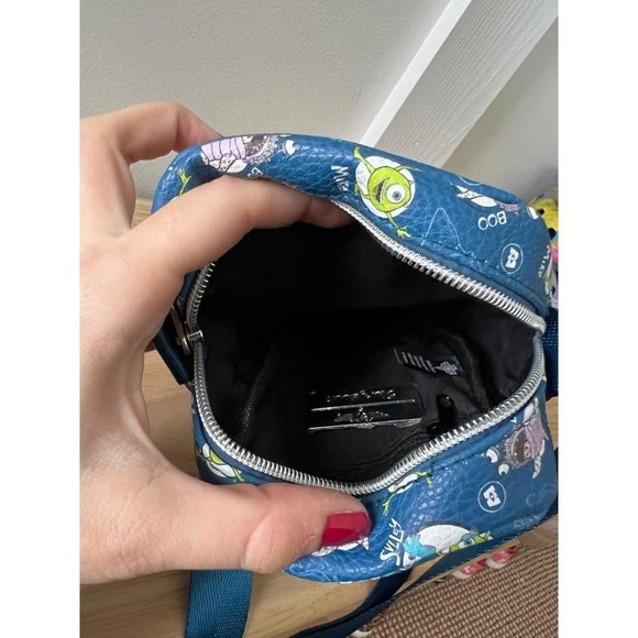 Disney Pixar Monsters Inc crossbody purse - Picture 4 of 6